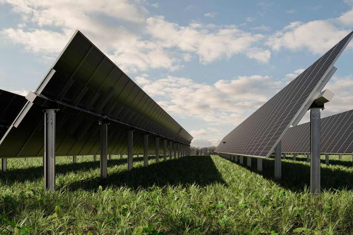 Impianto fotovoltaico con tracker monoassiali